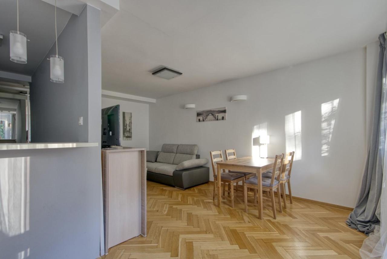Aleja 3 Maja 7B By Homeprime Warszawa Zewnętrze zdjęcie